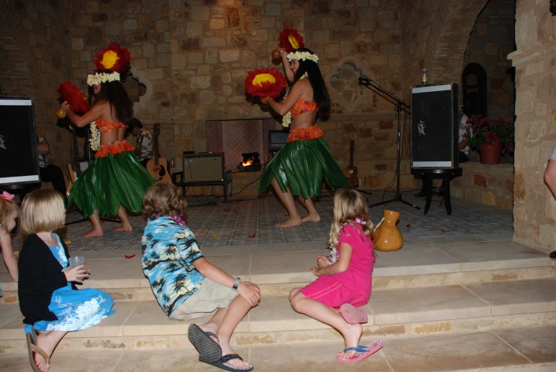 2009-05-23-ESCONDIDO LUAU KYLA VALE 19.jpg